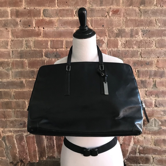 Gucci Handbags - GUCCI vintage black leather bag